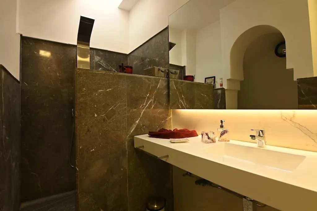 Riad Avec Piscine - Wifi- Petit Dejeuner Marakéš 0*,  Maroko