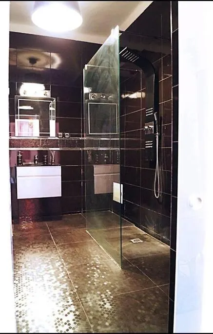Prázdninový dům Riad Avec Piscine - Wifi- Petit Dejeuner Marakéš Maroko