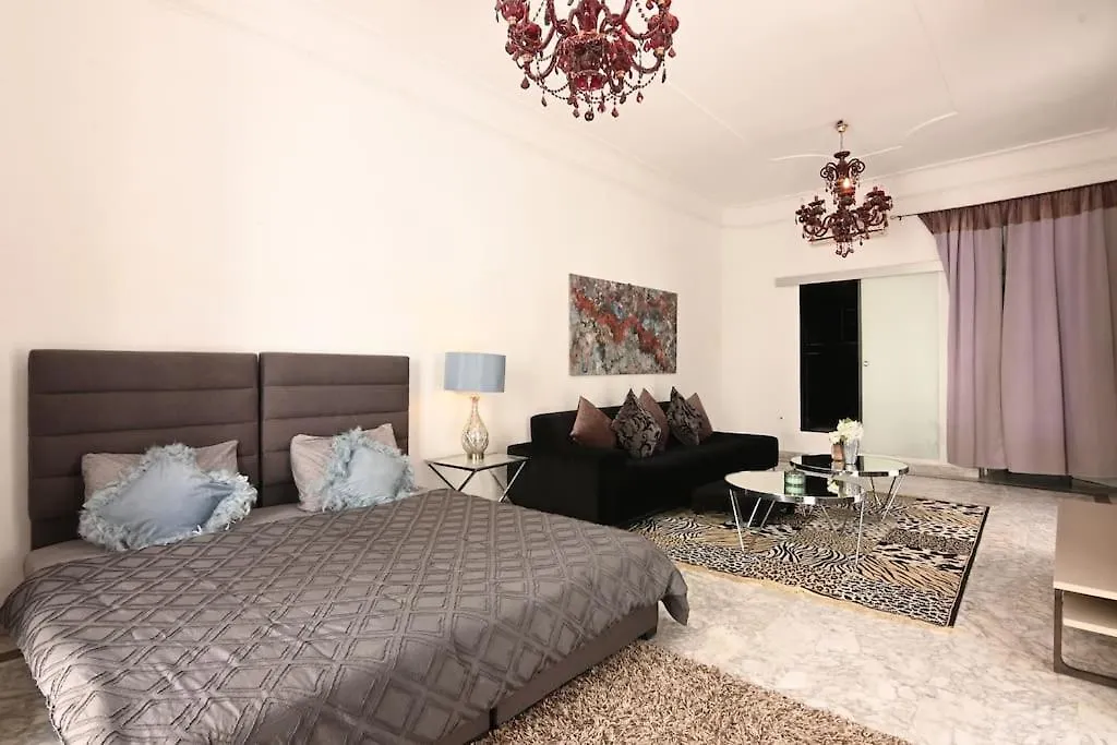 Prázdninový dům Riad Avec Piscine - Wifi- Petit Dejeuner Marakéš Maroko